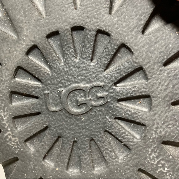 UGG Black Knit Women's 10 Side Zip Mid-Calf 1105709 Pull On Winter Boots - Picture 10 of 16